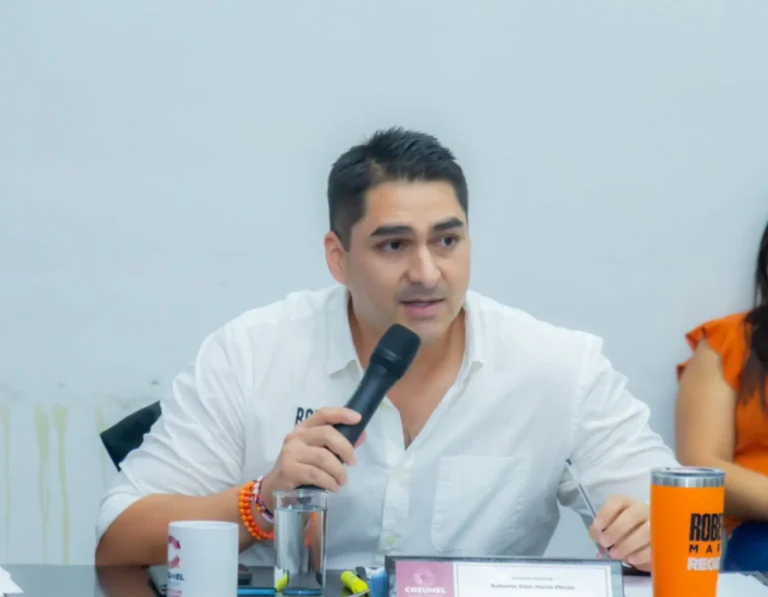 Morena frena contrapesos en Quintana Roo mediante reforma a los cabildos