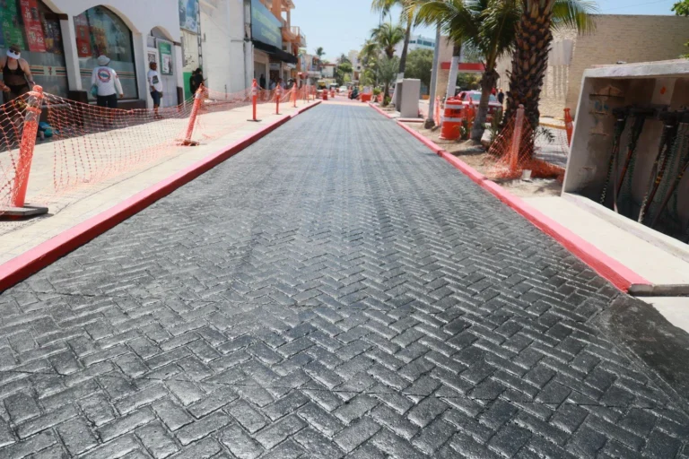 Remodelan la avenida Rueda Medina para blindar la conectividad en Isla Mujeres