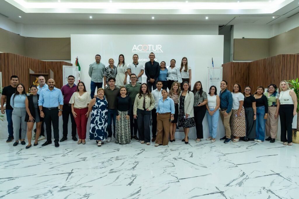 Acotur firma alianzas universitarias para expandir el talento en Quintana Roo