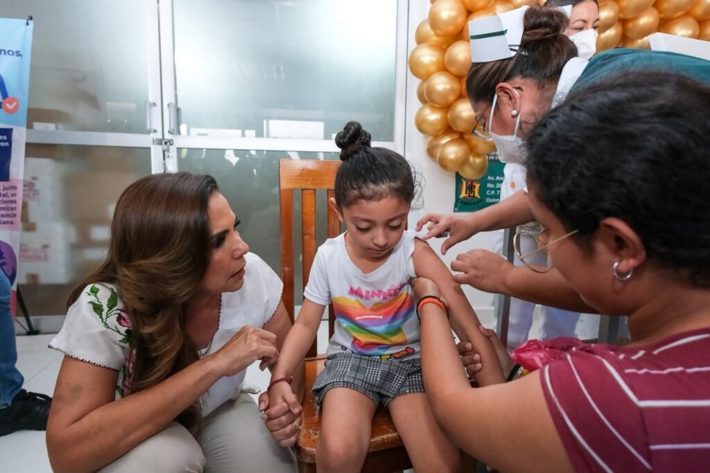 Quintana Roo lidera vacunación nacional con 277% de cobertura